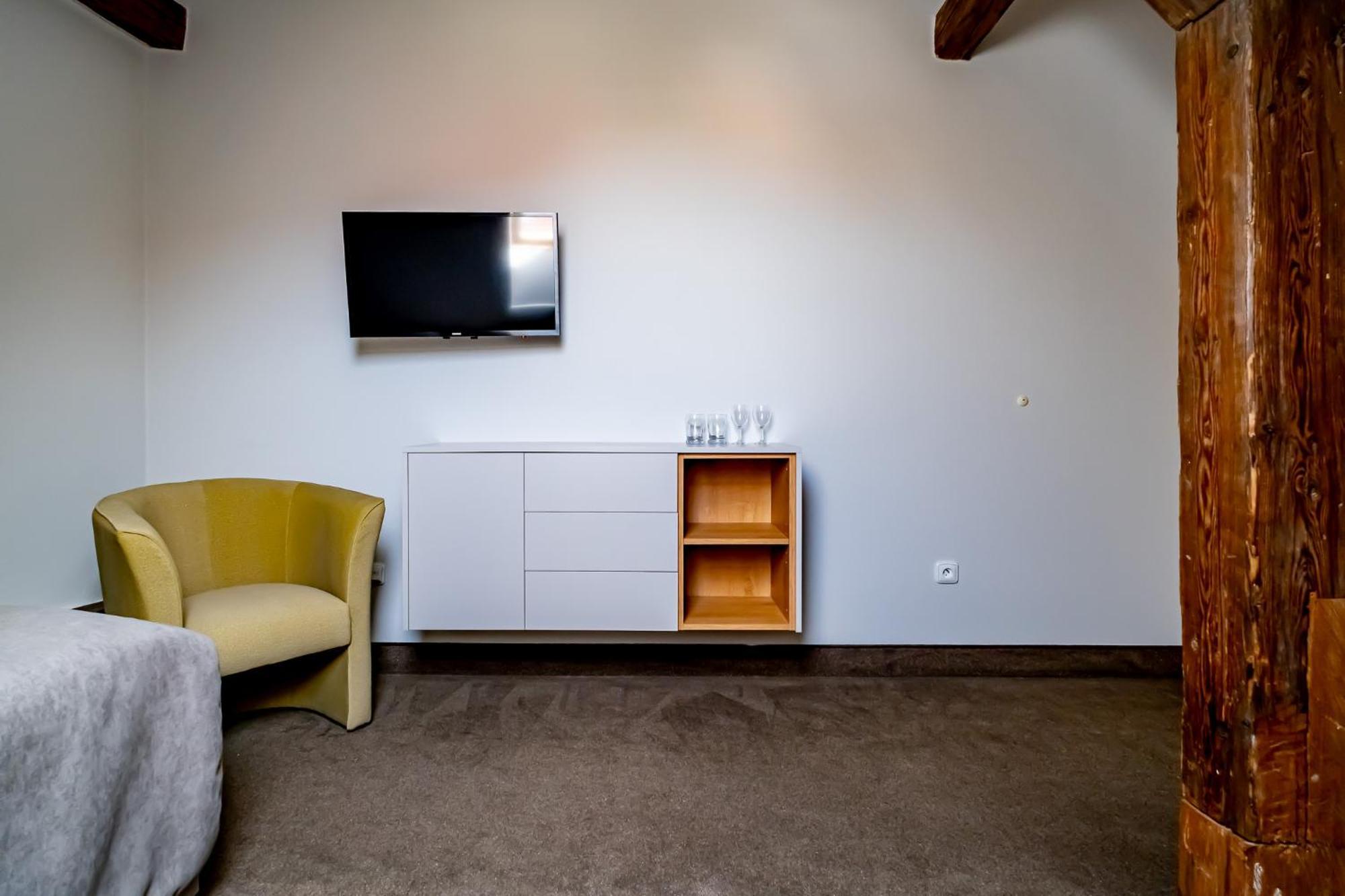 Relax Hotel Stork Lednice Bagian luar foto